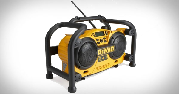 DEWALT DC011 Combination Work Site Radio and Battery Charger