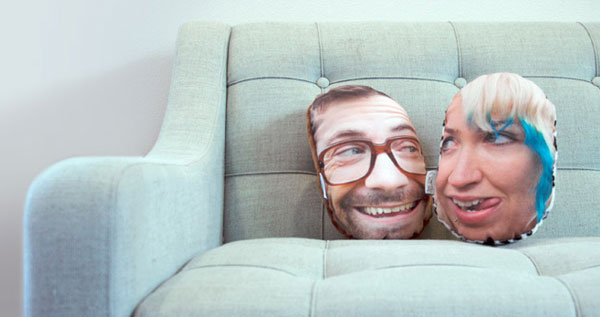 PillowMob – Puffy pillows of your funny face!